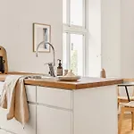 Centrally Located - Beautiful & Bright * Bergen