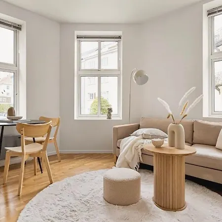 Apartamento Centrally Located - Beautiful & Bright *